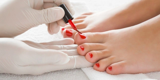 Pedicure with Luxio Colour Gel by DeLuxio Rockdale